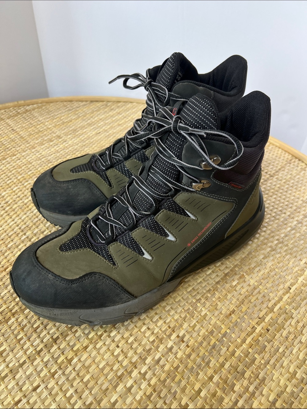 Joya Men's Sierra STX boots olive green black waterproof breathable Men’s 10.5